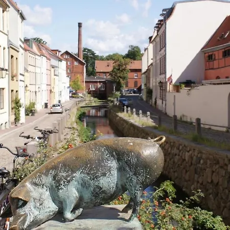 Apartman Hinterm Rathaus - Abc419 Wißmar