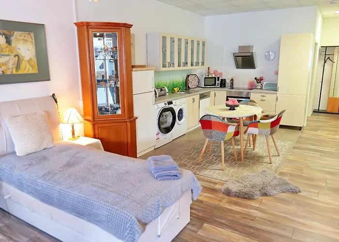 Hinterm Rathaus - Abc419